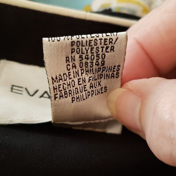 NWOT Black Evan-Picone Skirt and Top Set with White Trim Sz 16 - Picture 6 of 7